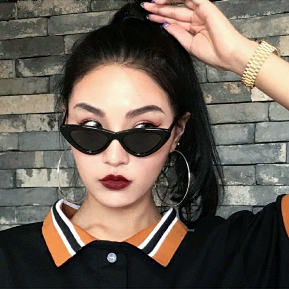 RED CAT EYE RETRO SUNGLASSES - Picture 2 of 5